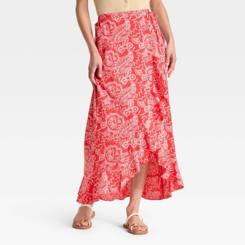 Universal Thread- Women’s Maxi Wrap Skirt - Red Paisley